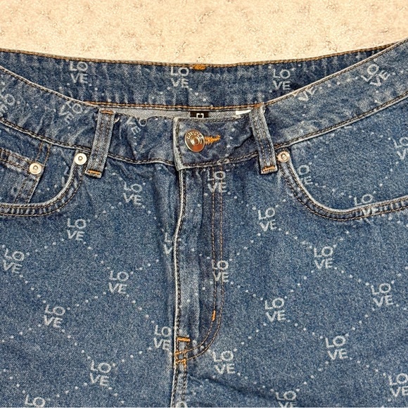 HM Divided Denim Shorts Womens Size 10 Blue Jean High Waist Daisy Dukes Festival - Picture 2 of 11